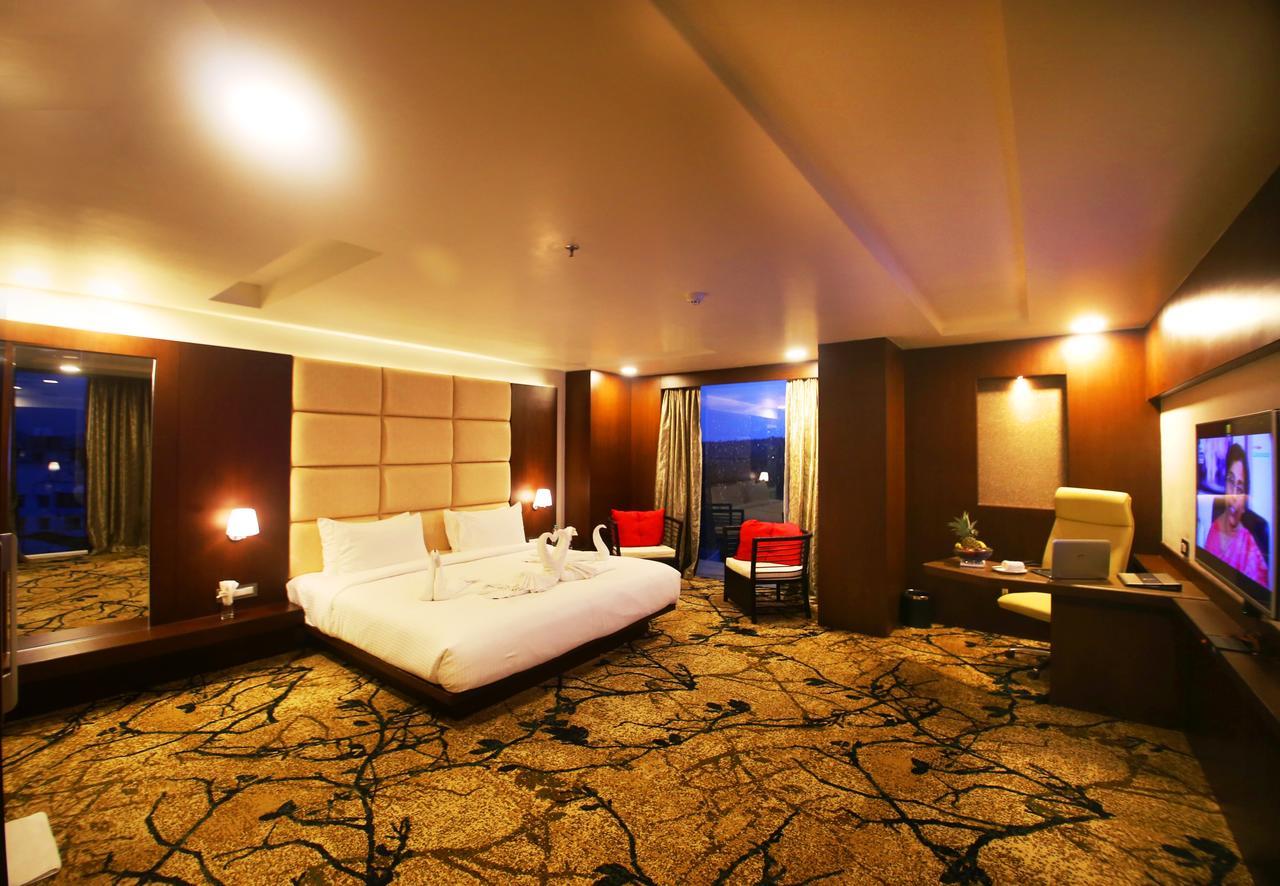 Vijan Mahal Hotel Jabalpur Eksteriør billede